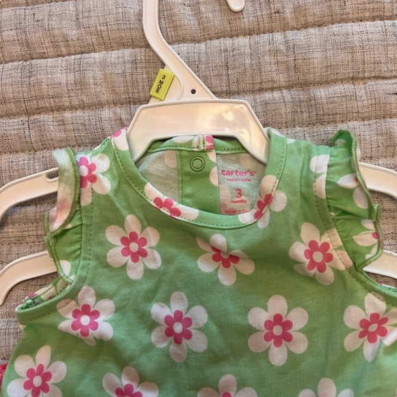 Carter’s 3 month girls outfit - Picture 4 of 8